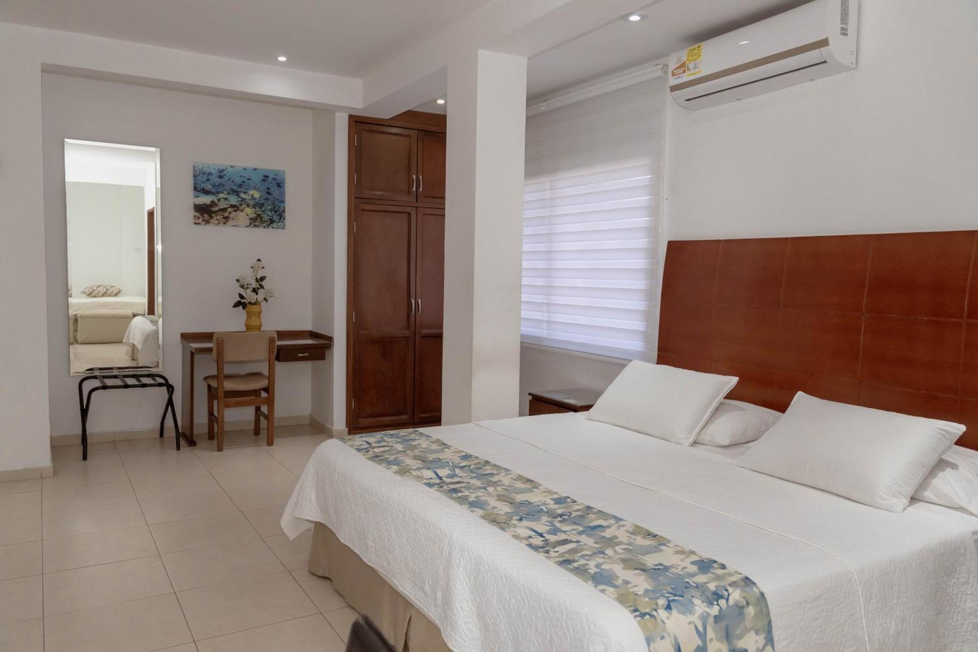Hotel Coral Reef Cartagena Exteriör bild
